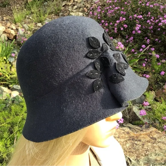 New Cloche Hat 100% wool charcoal tone with flowers